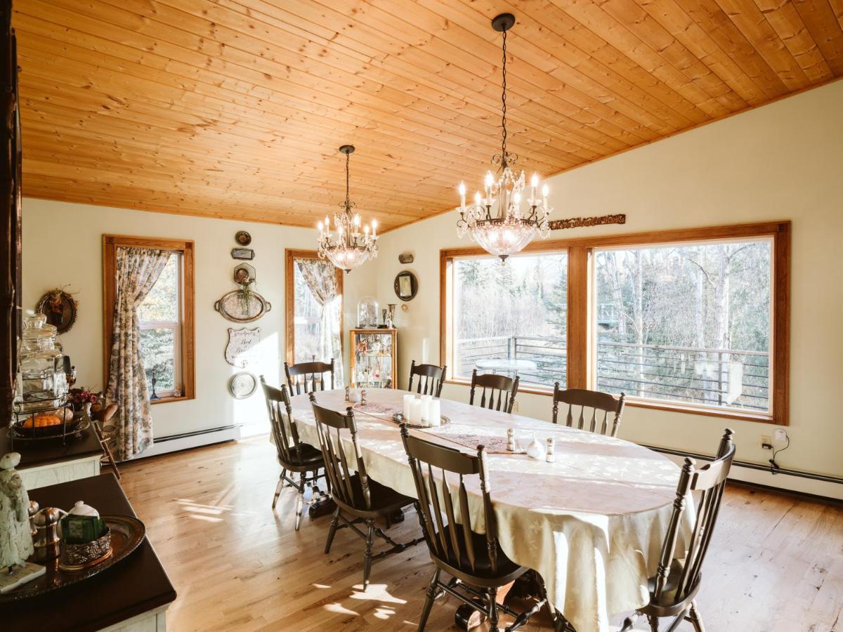 Maria'S Creekside B&B Anchorage Exterior photo